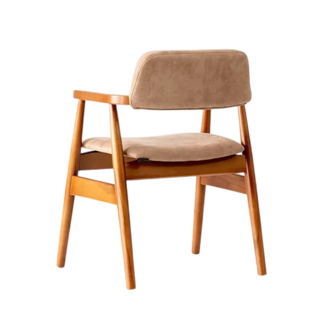 Delta Chair