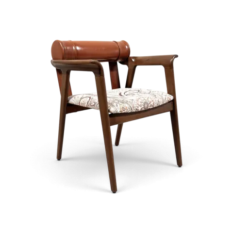 Atlas Chair